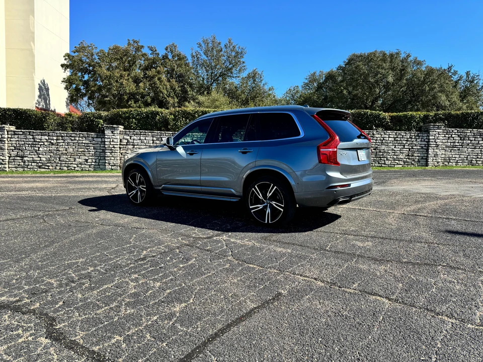 2017 Volvo XC90 2nd Gen - Image 12 of 31
