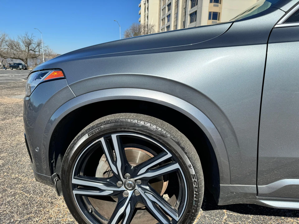 2017 Volvo XC90 2nd Gen - Image 25 of 31
