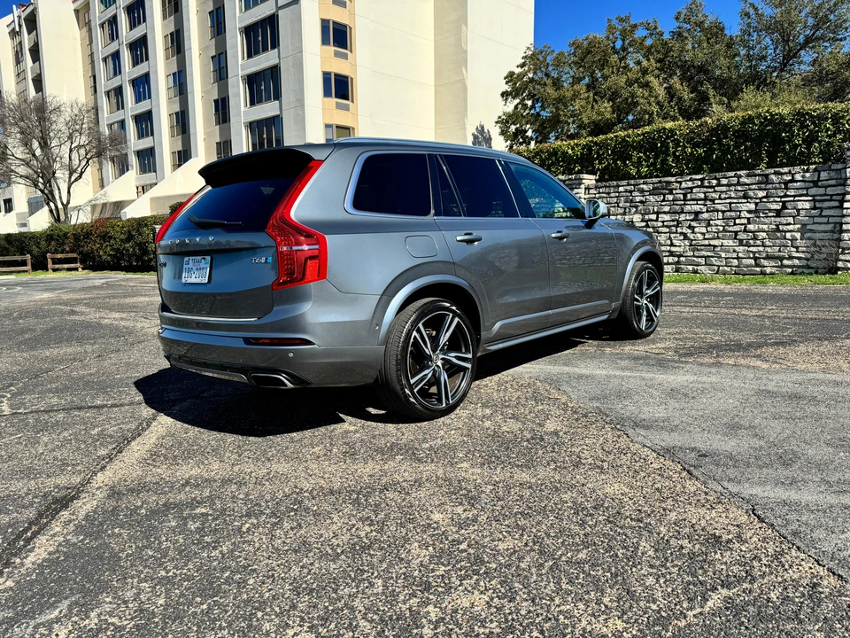 2017 Volvo XC90 2nd Gen - Image 15 of 31