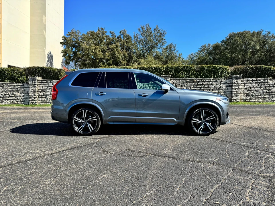 2017 Volvo XC90 2nd Gen - Image 16 of 31