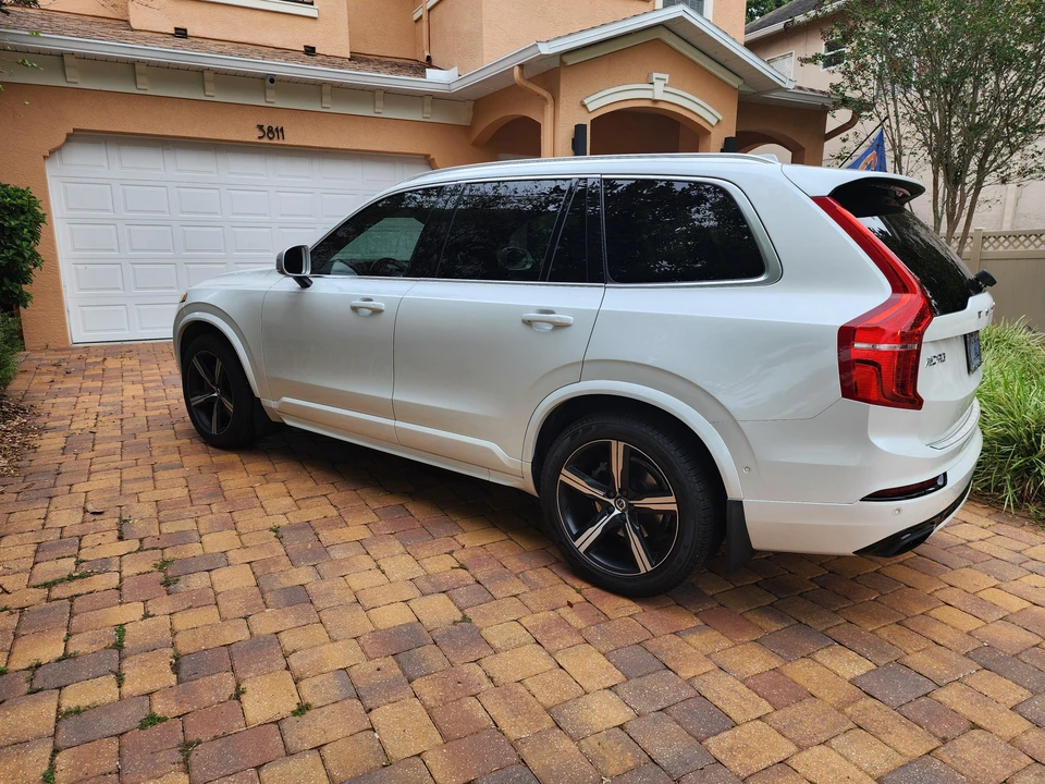 2017 Volvo XC90 2nd Gen - Image 10 of 31