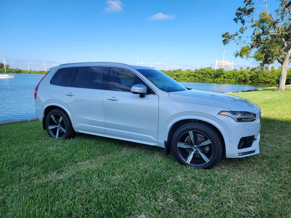 2017 Volvo XC90 2nd Gen - Image 17 of 31