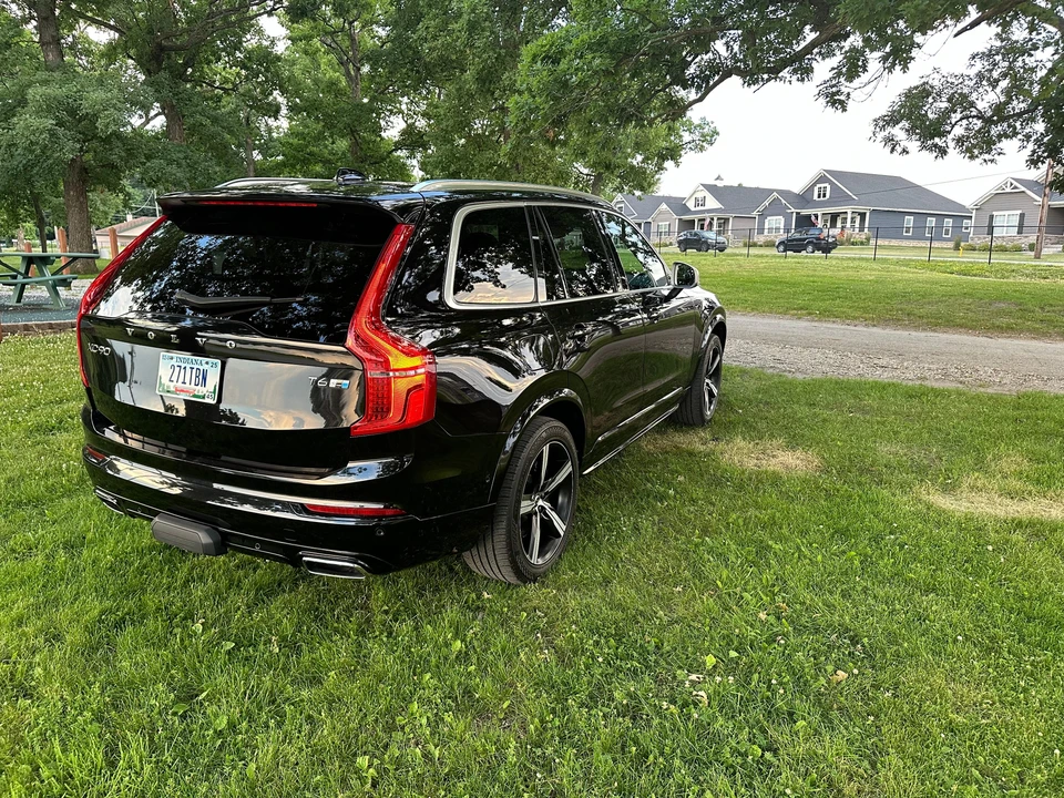 2017 Volvo XC90 2nd Gen - Image 16 of 31