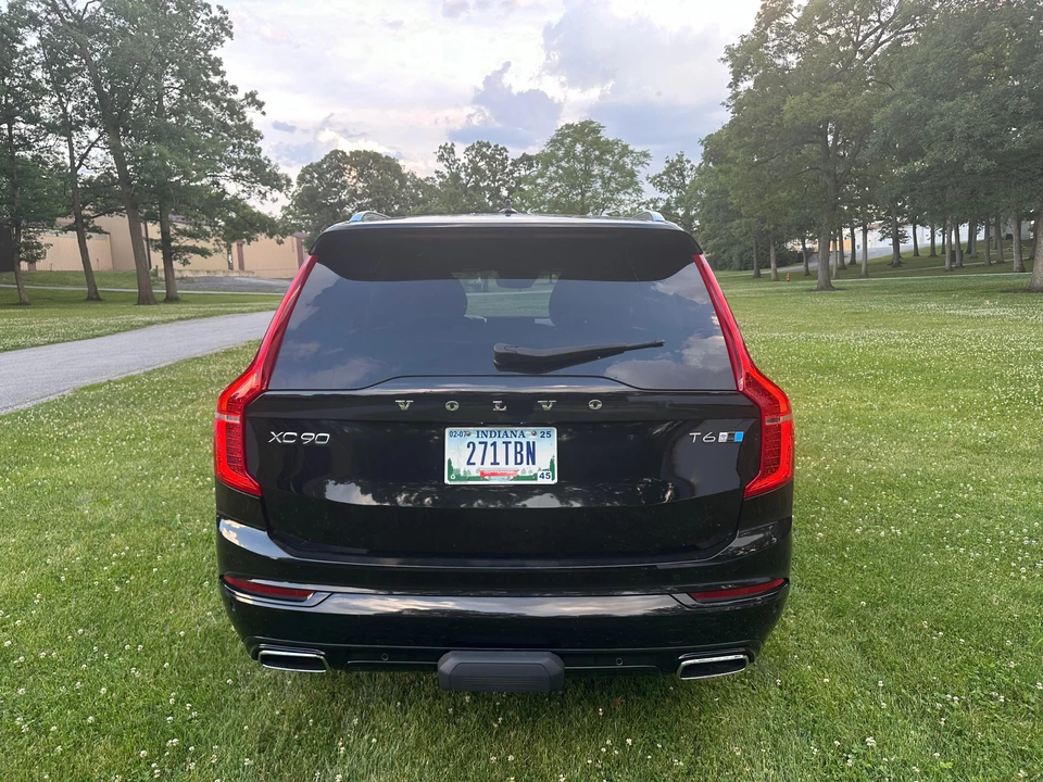 2017 Volvo XC90 2nd Gen - Image 14 of 31