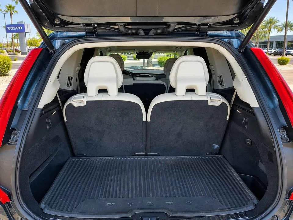 2017 Volvo XC90 2nd Gen - Image 6 of 11