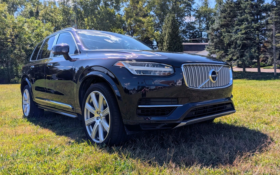 2017 Volvo XC90 2nd Gen - Image 13 of 31