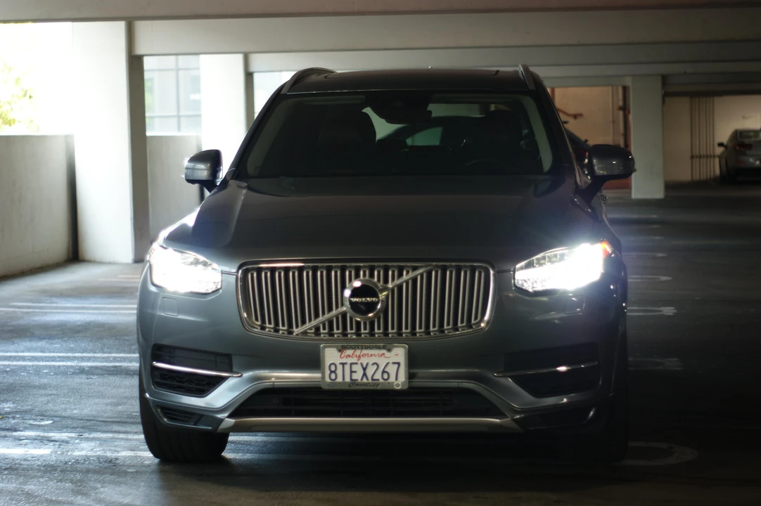 2017 Volvo XC90 2nd Gen - Image 9 of 31