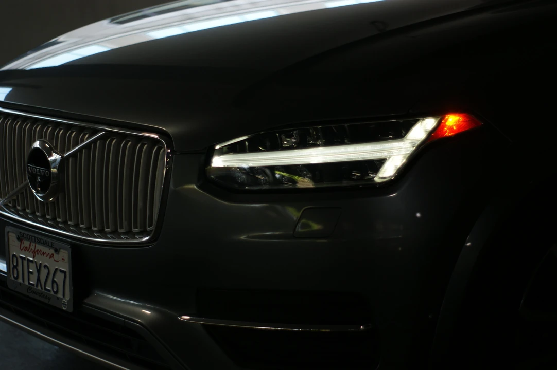 2017 Volvo XC90 2nd Gen - Image 28 of 31
