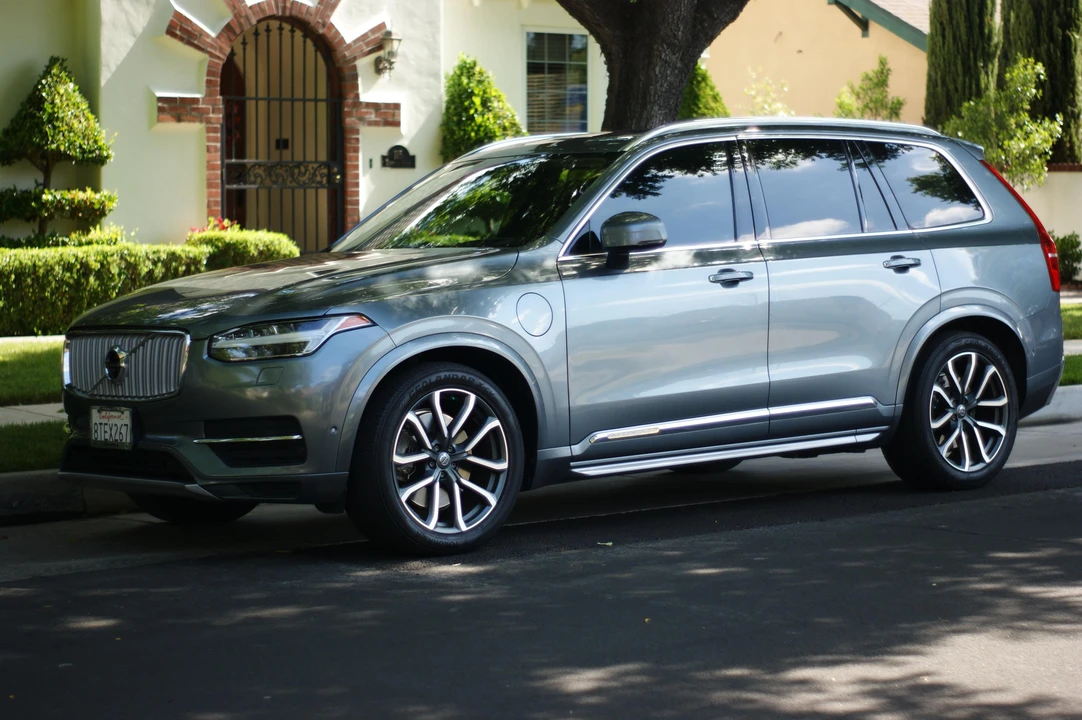 2017 Volvo XC90 2nd Gen - Image 12 of 31