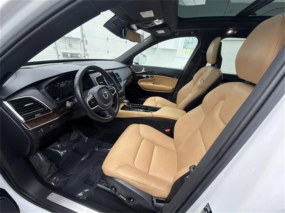 2017 Volvo XC90 2nd Gen - Image 10 of 17