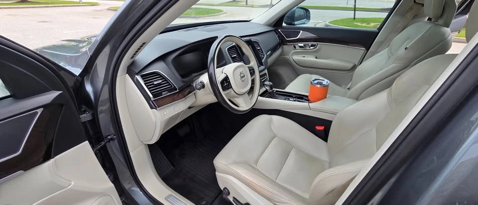 2017 Volvo XC90 2nd Gen - Image 11 of 16