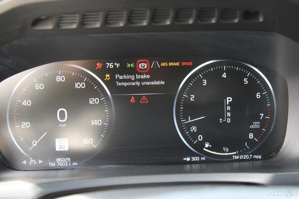 2017 Volvo XC90 2nd Gen - Image 18 of 21