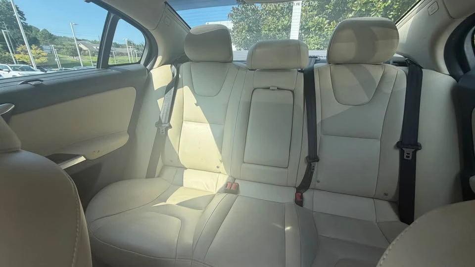 2017 Volvo S60 2nd Gen - Image 8 of 8
