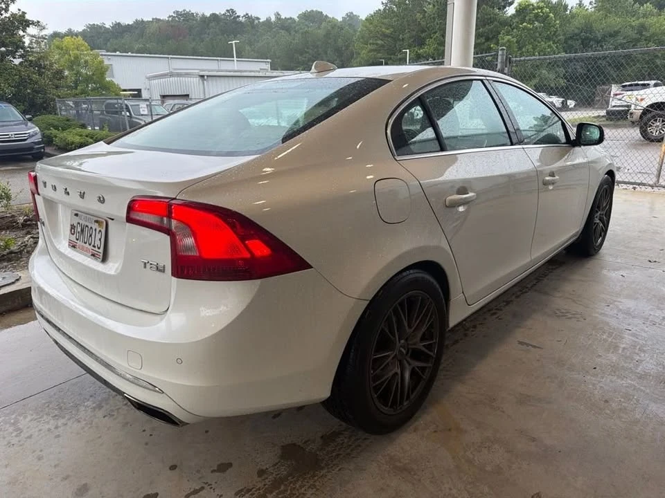2017 Volvo S60 2nd Gen - Image 3 of 8