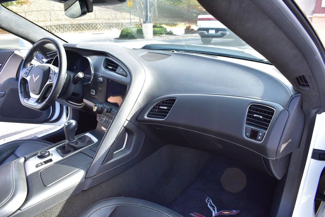 2017 Chevrolet Corvette C7 Z06 - Image 17 of 21