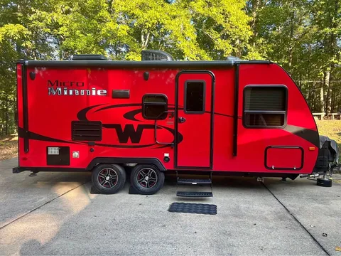 2017 Winnebago Micro Mini 2106 FBS