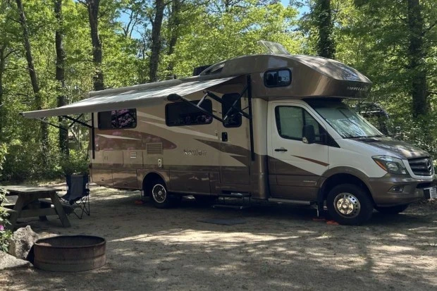 2017 Winnebago - Image 3 of 7