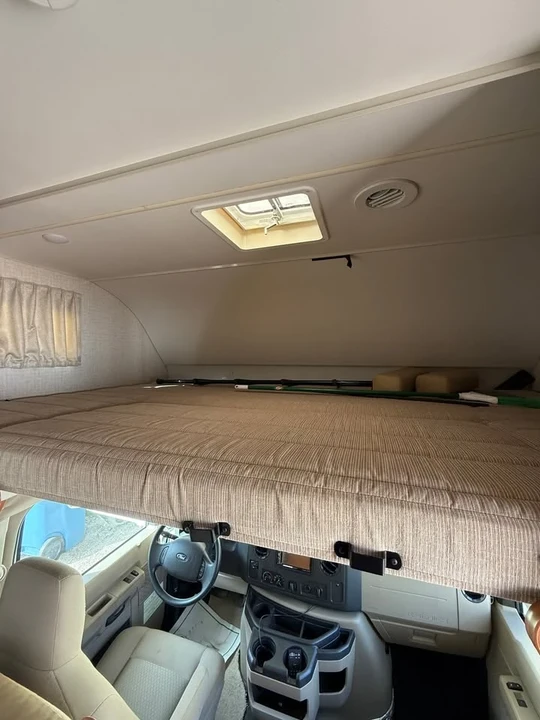 2017 Winnebago - Image 10 of 12