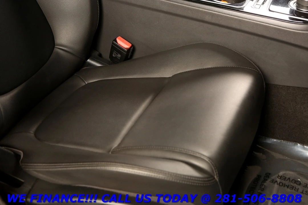 2017 Jaguar XE - Image 21 of 21