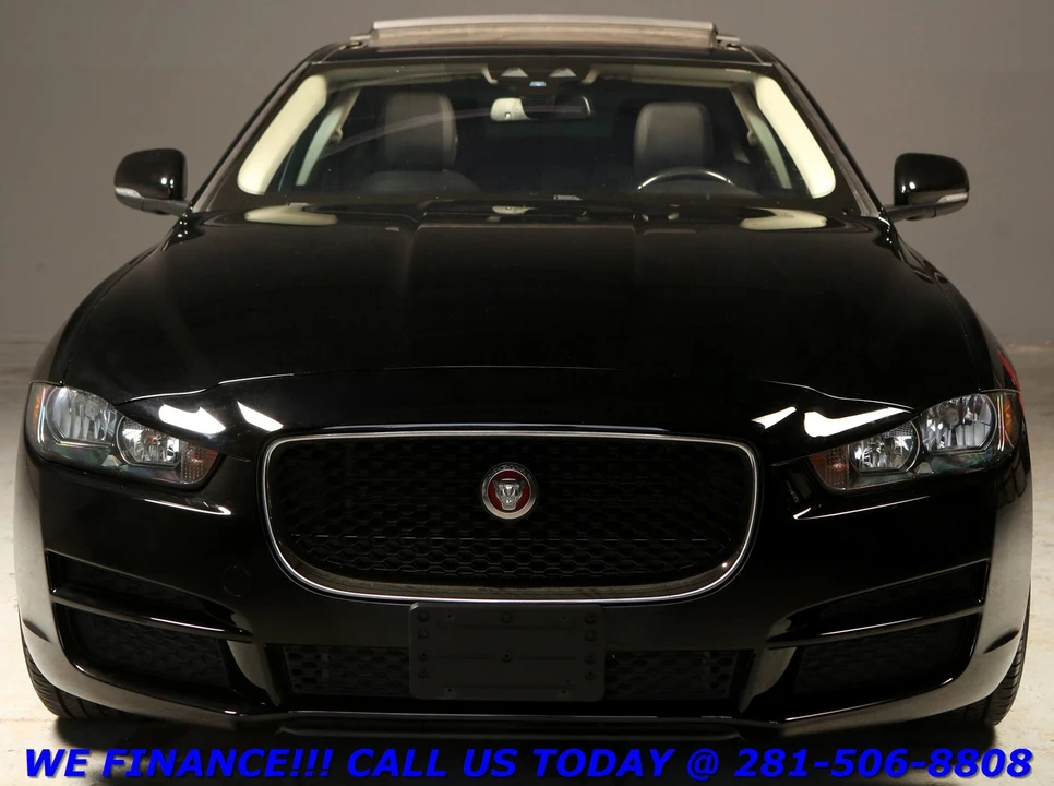 2017 Jaguar XE - Image 9 of 21
