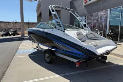 2017 Yamaha - Image 4 of 10