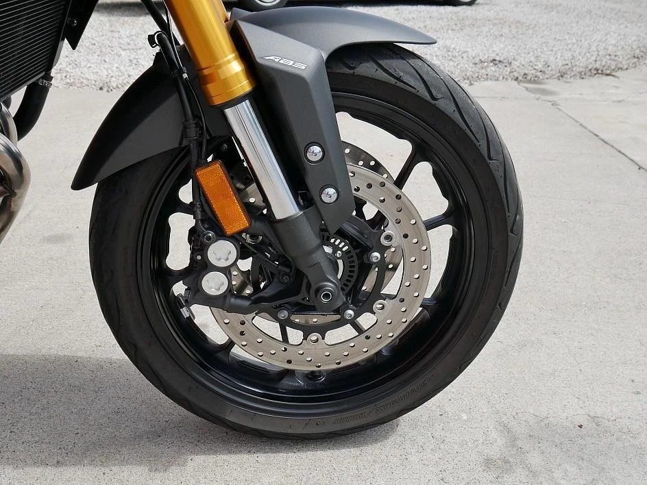 2017 Yamaha - Image 10 of 12