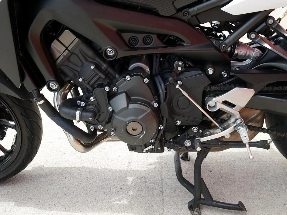 2017 Yamaha - Image 9 of 12