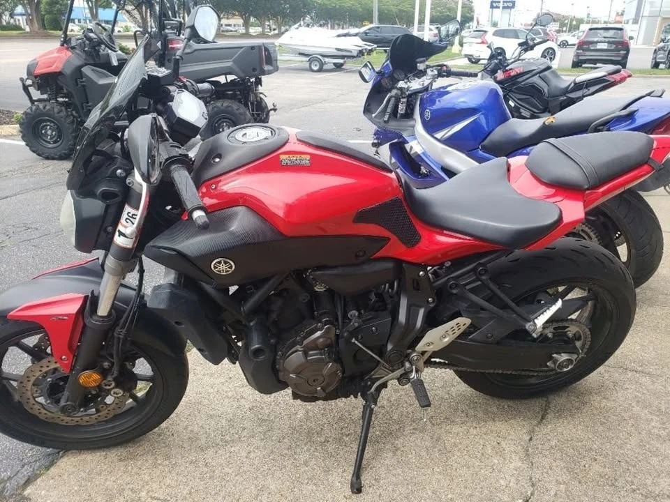 2017 Yamaha YZF - Image 3 of 4