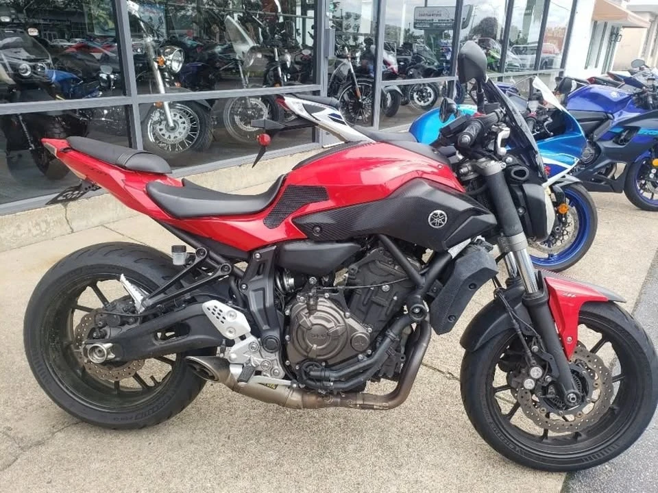2017 Yamaha YZF - Image 2 of 4