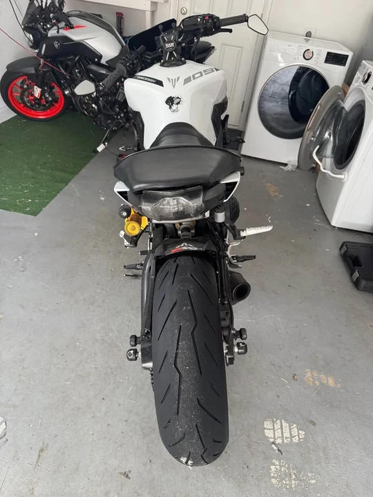 2017 Yamaha YZF - Image 2 of 4