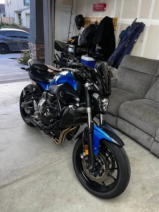 2017 Yamaha YZF - Image 3 of 3