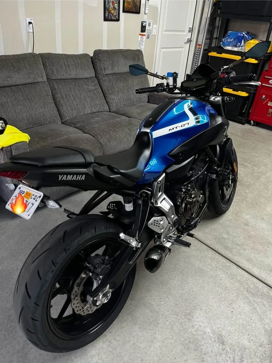 2017 Yamaha YZF - Image 2 of 3