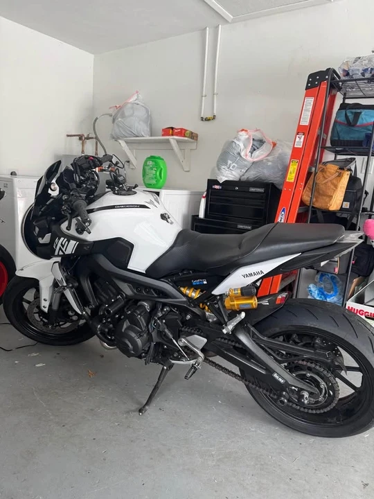 2017 Yamaha - Image 3 of 3