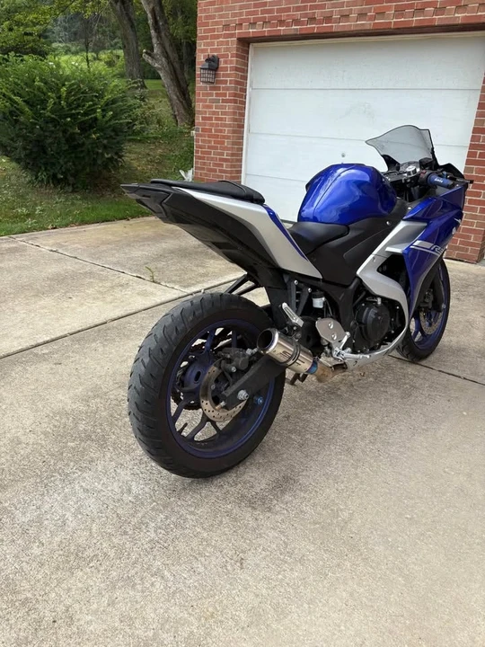 2017 Yamaha YZF - Image 3 of 4