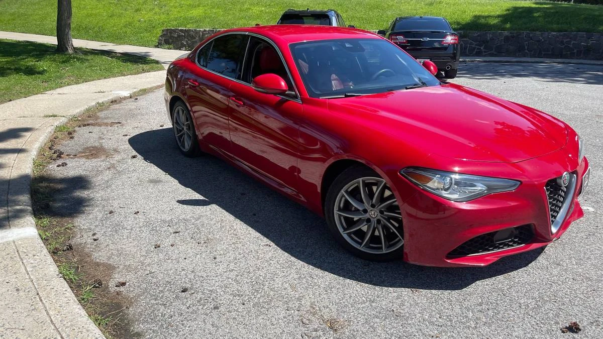 2017 Alfa Romeo Giulia - Image 7 of 18