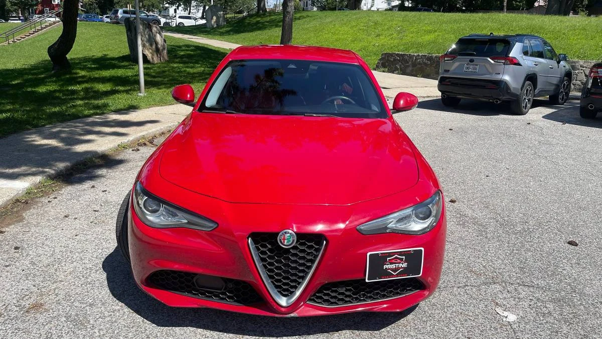 2017 Alfa Romeo Giulia - Image 3 of 18