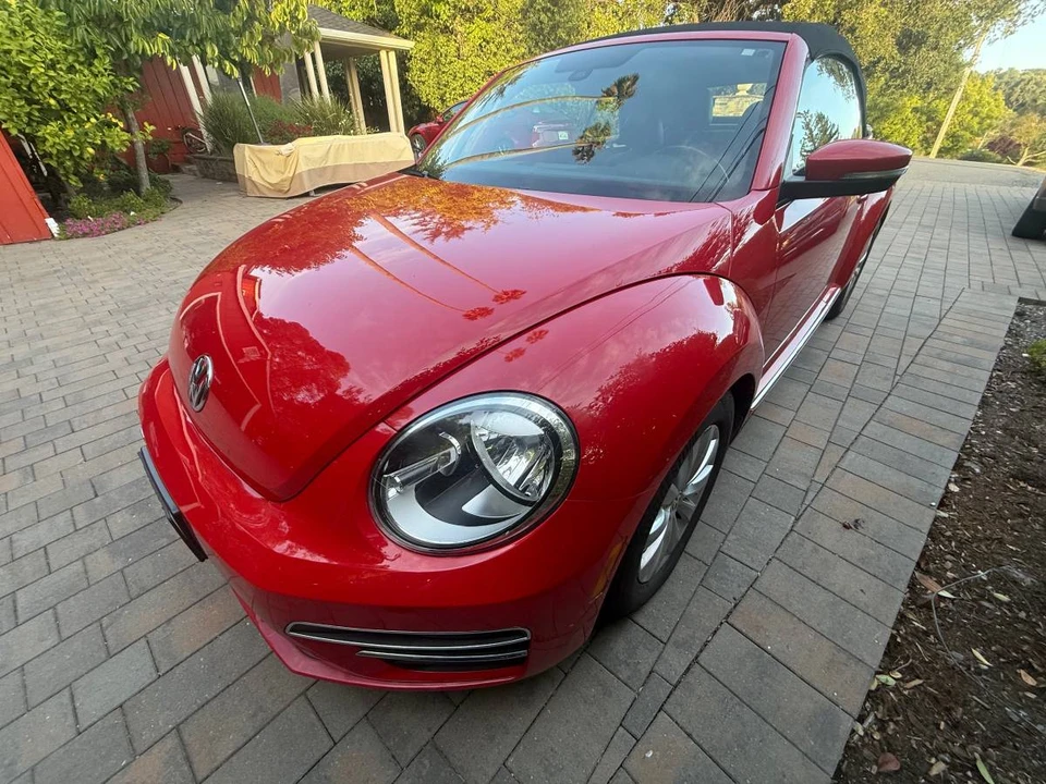 2017 Volkswagen A5 Beetle - Image 6 of 7