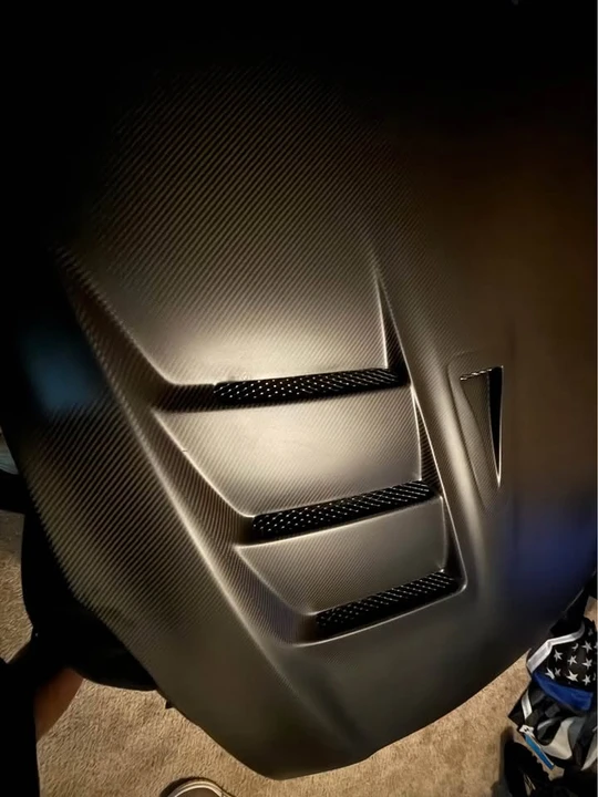 2017 Parts & Memorabilia Bodywork - Image 3 of 7