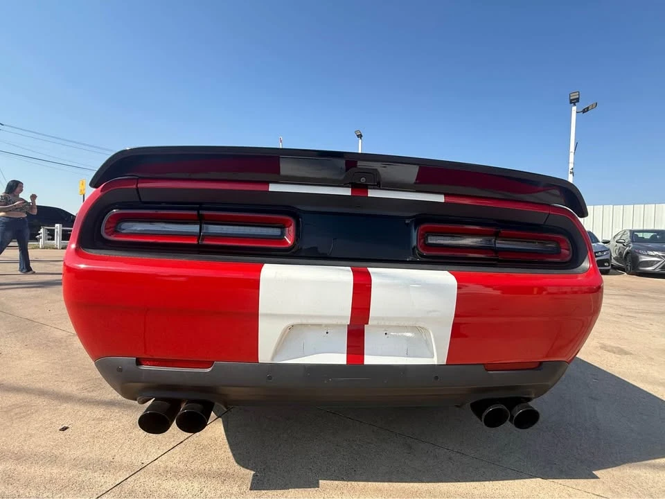 2017 Dodge Challenger SRT8 & 392 3rd Gen - Image 4 of 8