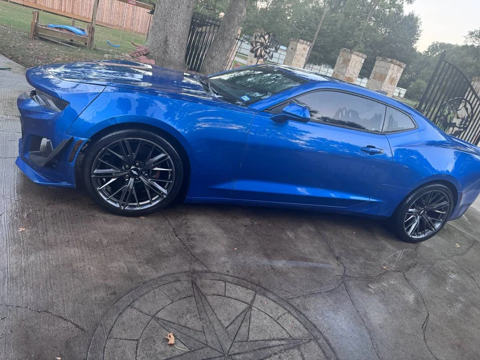 2017 Chevrolet Camaro 6th Gen - Image 2 of 13