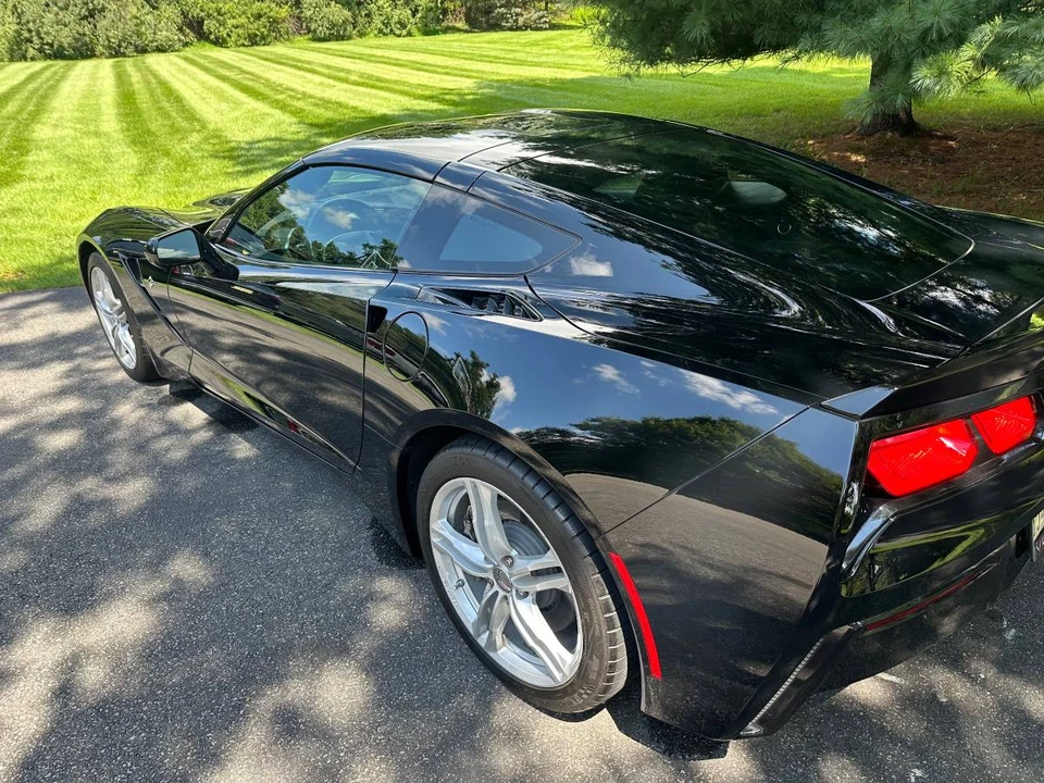 2017 Chevrolet Corvette C7 - Image 2 of 11