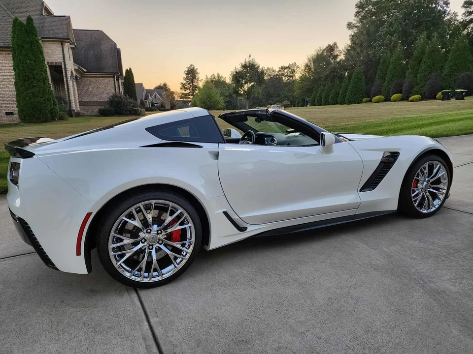 2017 Chevrolet Corvette C7 Z06 - Image 2 of 9