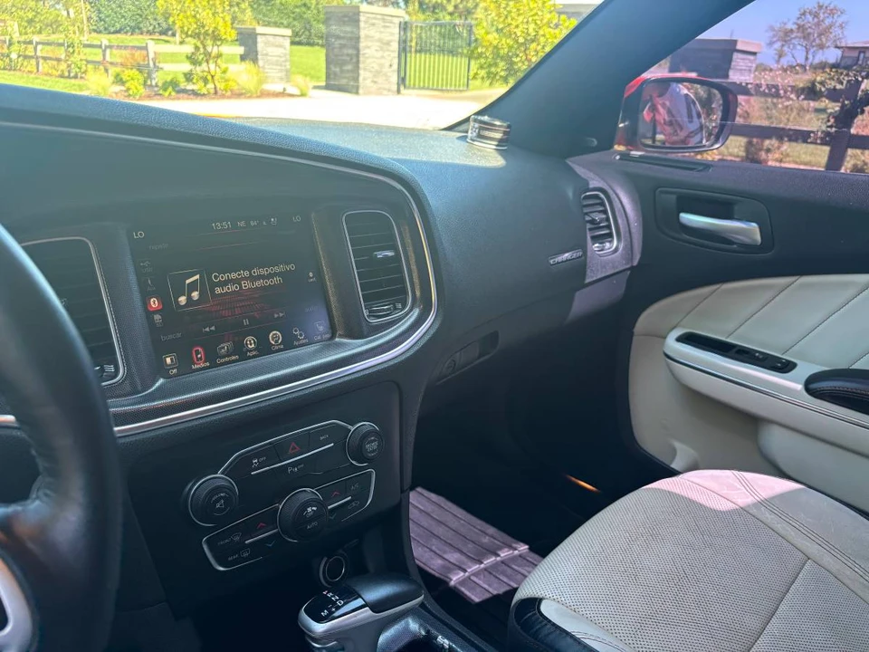 2017 Dodge Charger 7th Gen - Image 19 of 19