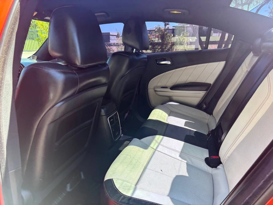 2017 Dodge Charger 7th Gen - Image 12 of 19