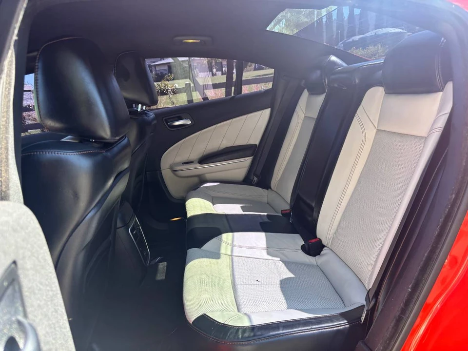 2017 Dodge Charger 7th Gen - Image 11 of 19