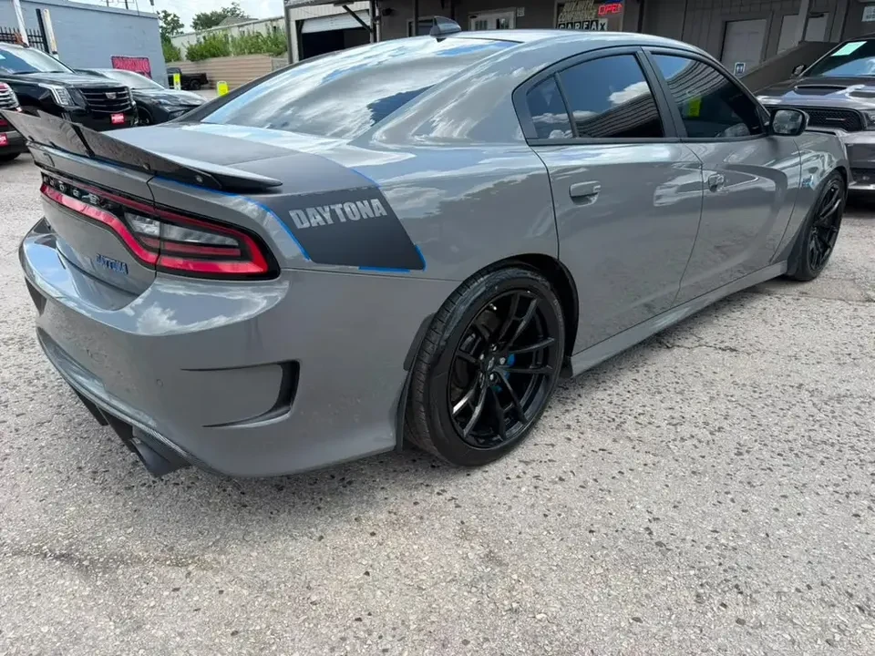 2017 Dodge Charger SRT & 392 7th Gen - Image 3 of 5