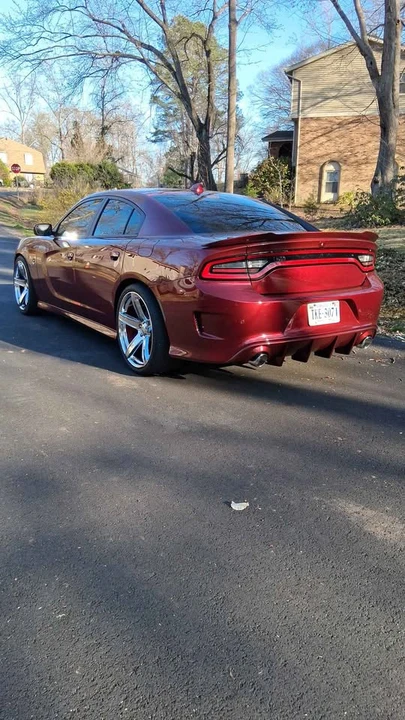 2017 Dodge Charger - Image 3 of 10