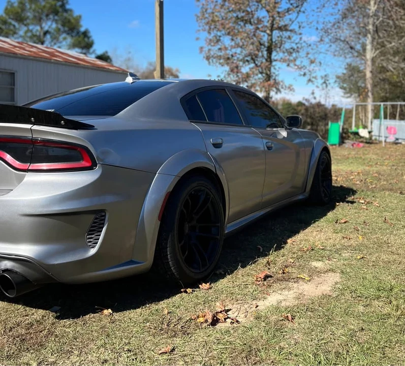 2017 Dodge Charger 7th Gen - Image 4 of 9