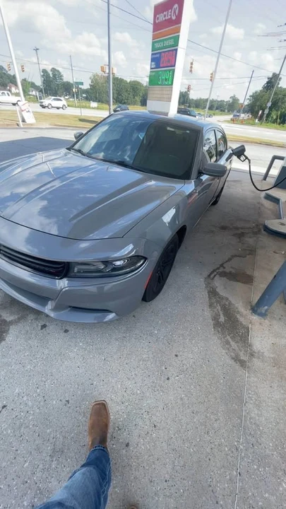 2017 Dodge Charger 7th Gen - Image 3 of 13