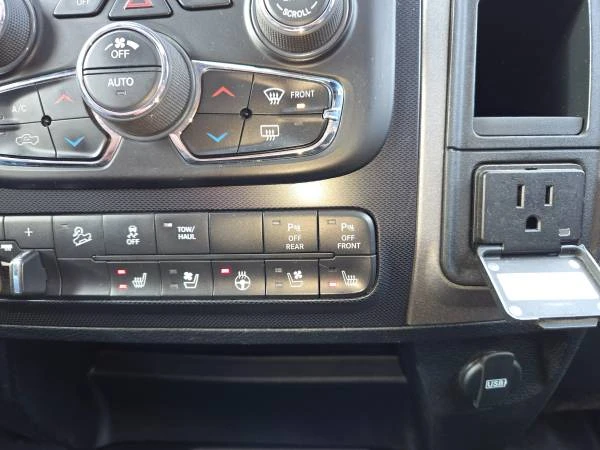 2017 Dodge Power Wagon (2005-Present) - Image 4 of 17